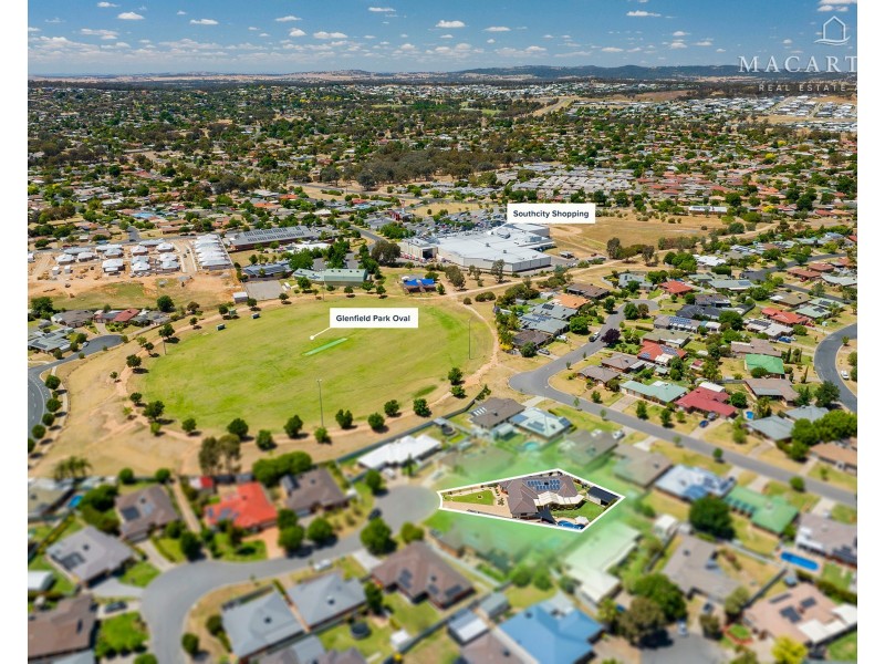 16 Walla Place, Glenfield Park NSW 2650