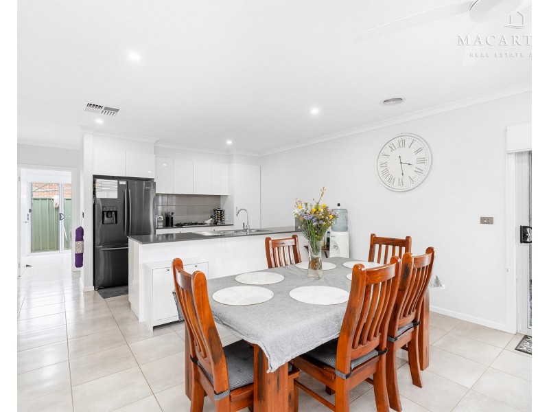 8 Wollemi Street, Forest Hill NSW 2651