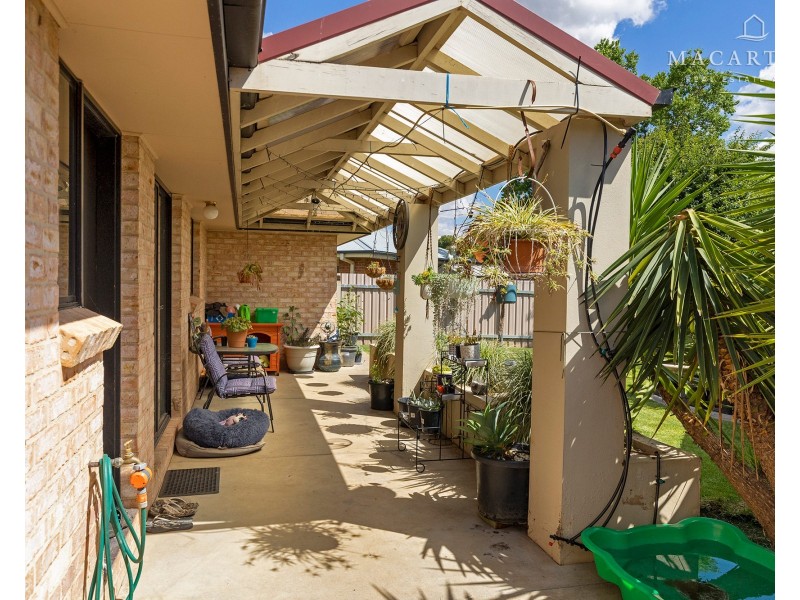 1/1 Woomera Place, Glenfield Park NSW 2650