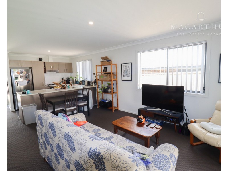 2/28 Gasnier Loop, Boorooma NSW 2650