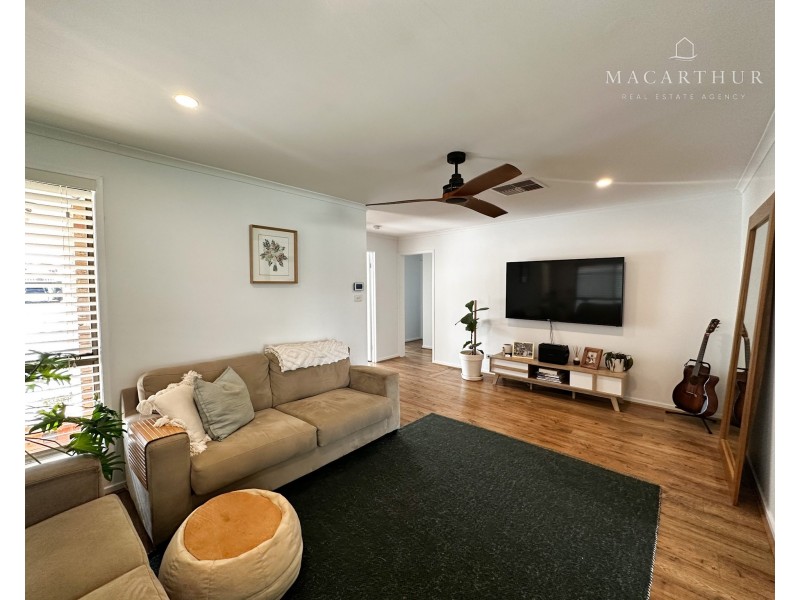 25 Forrest Street, Lake Albert NSW 2650