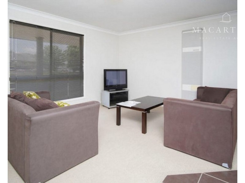 20 Birri Place, Glenfield Park NSW 2650