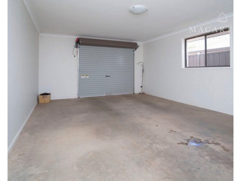 20 Birri Place, Glenfield Park NSW 2650
