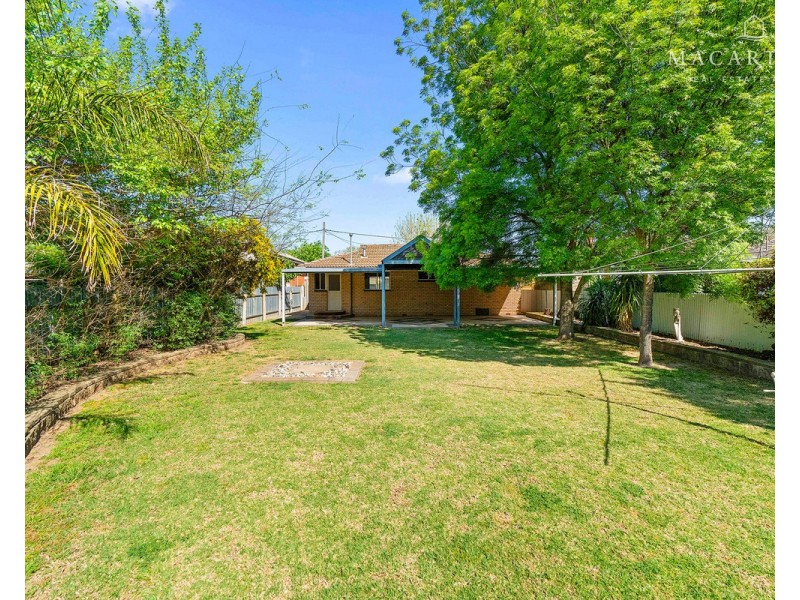 15 Rhoda Avenue, Wagga Wagga NSW 2650