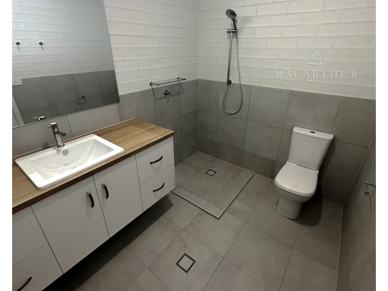 20 Lacebark Drive, Forest Hill NSW 2651