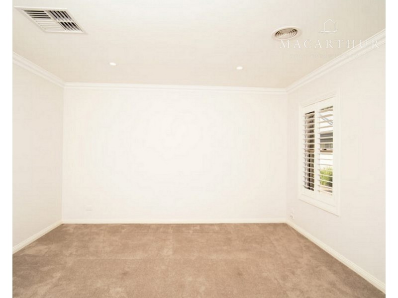 2/37 Lindsay Street, Turvey Park NSW 2650
