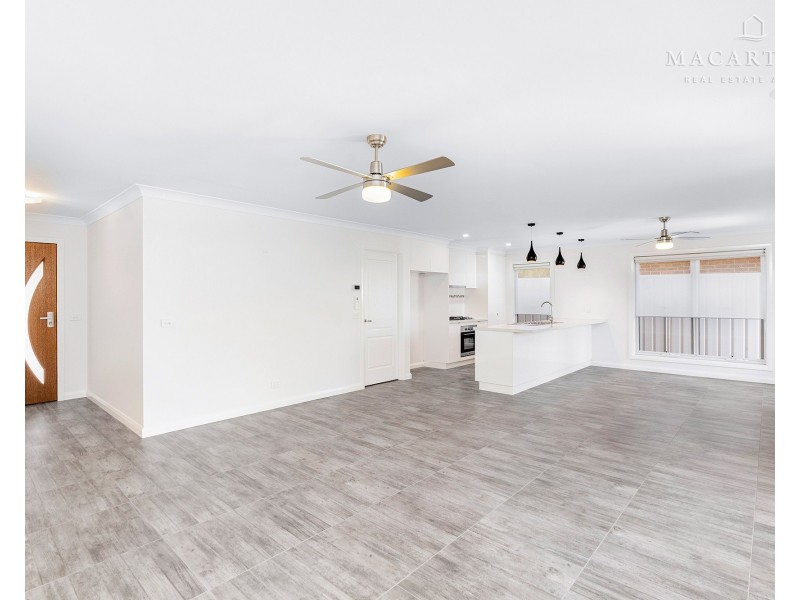 19 Goonawarra Street, Gobbagombalin NSW 2650