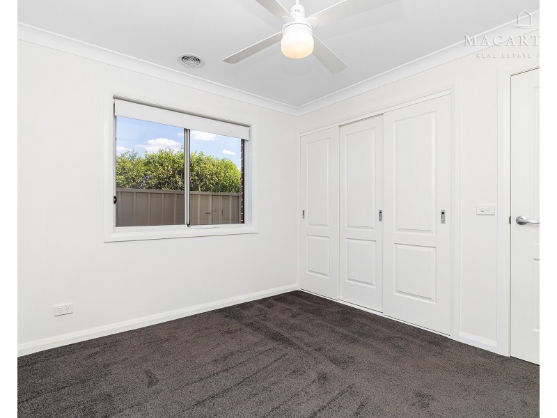 19 Goonawarra Street, Gobbagombalin NSW 2650