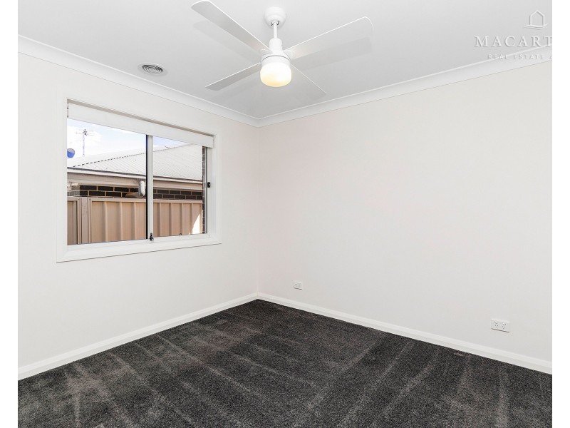 19 Goonawarra Street, Gobbagombalin NSW 2650
