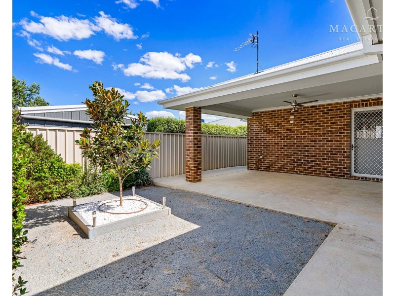 19 Goonawarra Street, Gobbagombalin NSW 2650
