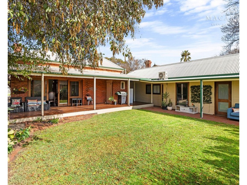 7 Darlow Street, Wagga Wagga NSW 2650