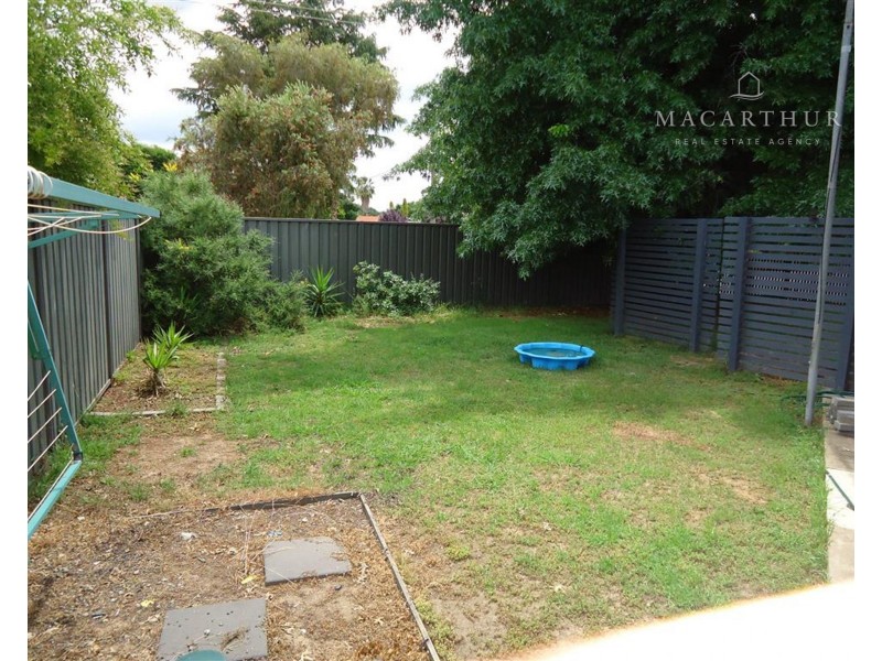 32 Anne Street, Tolland NSW 2650