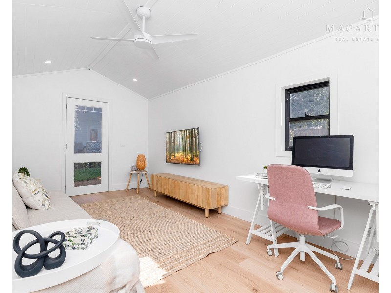 220 Gurwood Street, Wagga Wagga NSW 2650