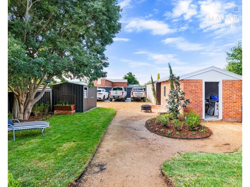 220 Gurwood Street, Wagga Wagga NSW 2650