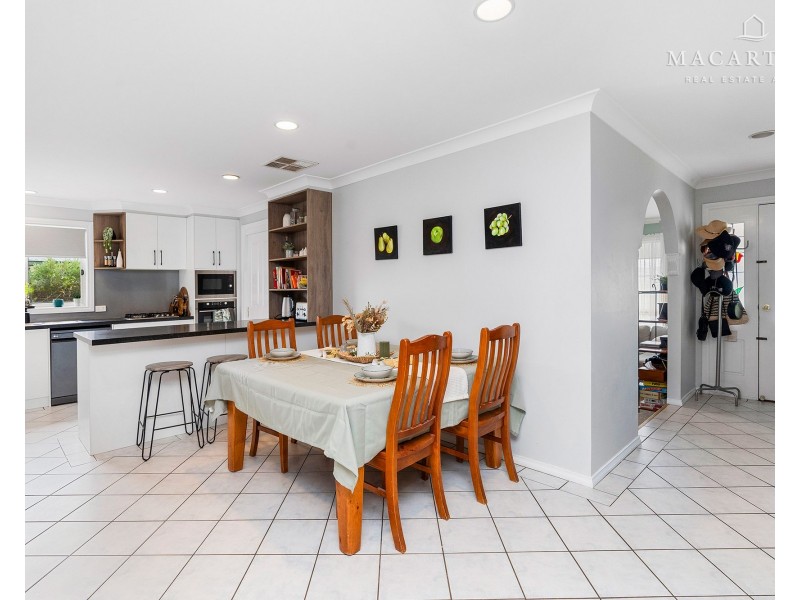 4 Lamilla Street, Glenfield Park NSW 2650