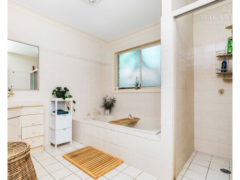 4 Lamilla Street, Glenfield Park NSW 2650