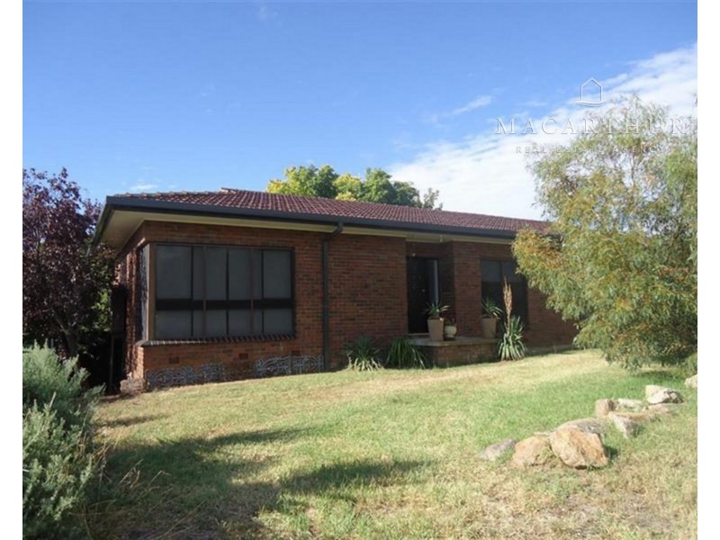 89 Leavenworth Drive, Mount Austin NSW 2650