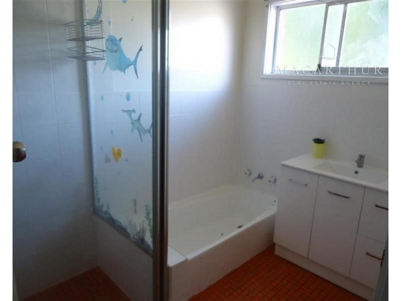 89 Leavenworth Drive, Mount Austin NSW 2650