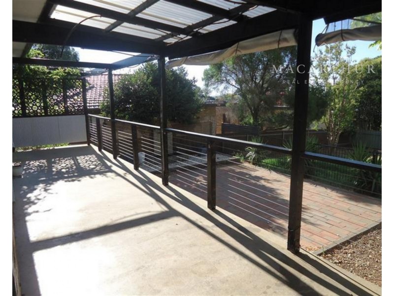 89 Leavenworth Drive, Mount Austin NSW 2650
