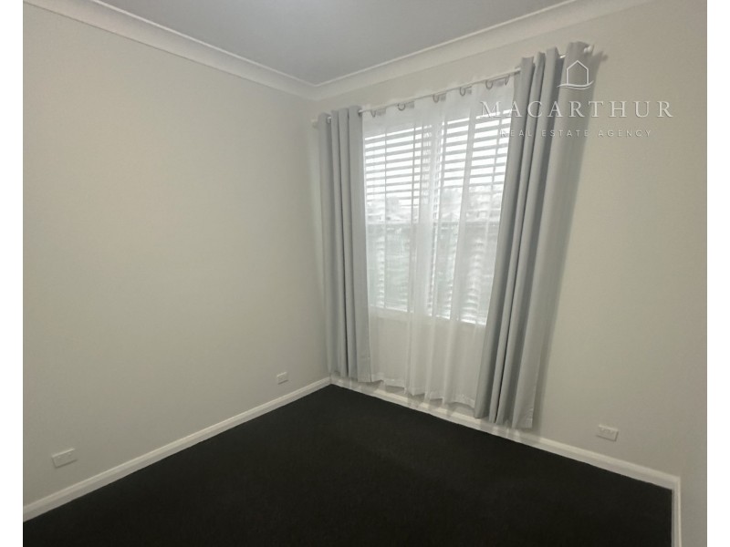 10 Norman Street, The Rock NSW 2655