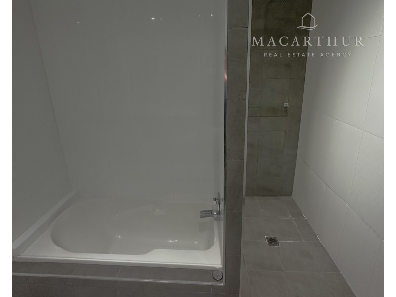 10 Norman Street, The Rock NSW 2655