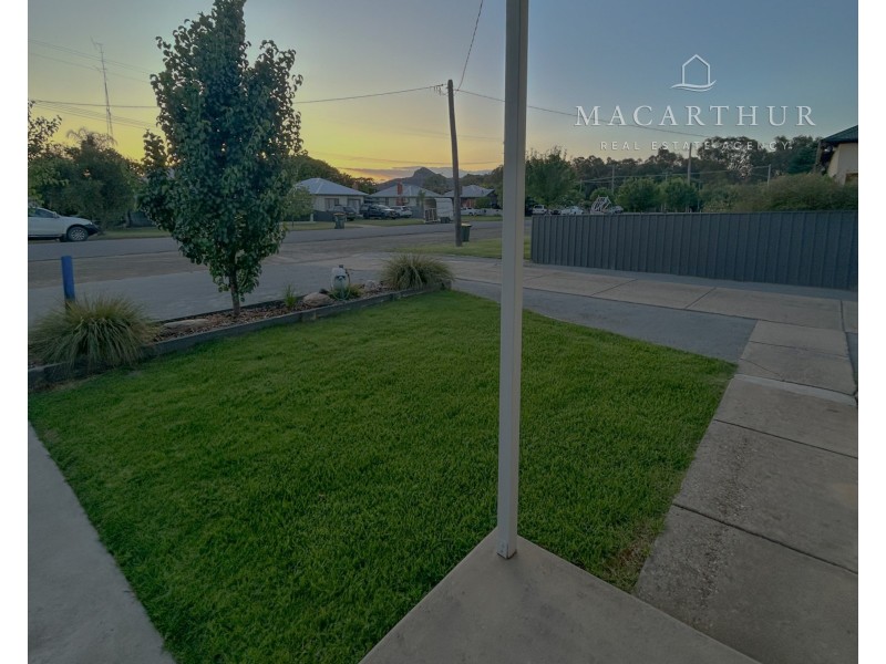 10 Norman Street, The Rock NSW 2655