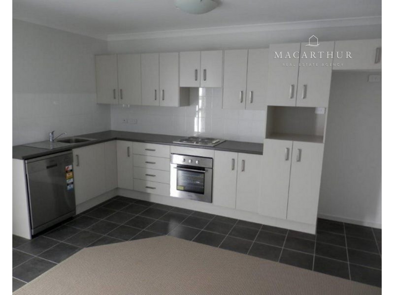 11 Hazelwood Drive, Forest Hill NSW 2651