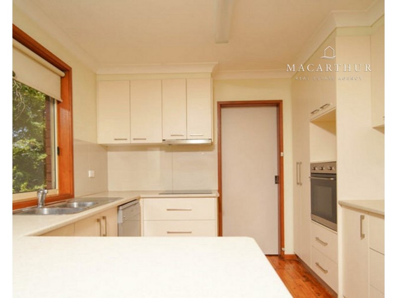 28 Sunshine Avenue, Turvey Park NSW 2650
