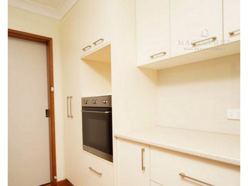 28 Sunshine Avenue, Turvey Park NSW 2650
