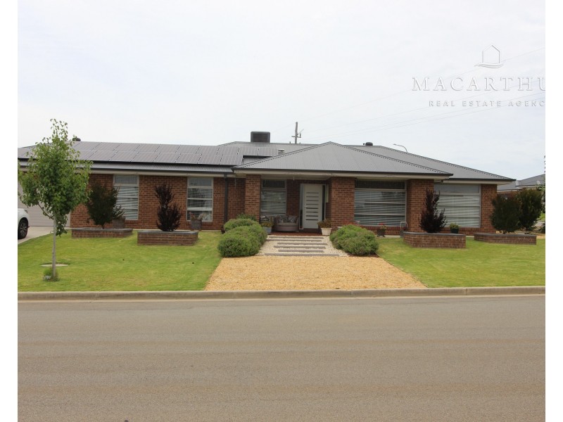 39 Paperbark Drive, Forest Hill NSW 2651