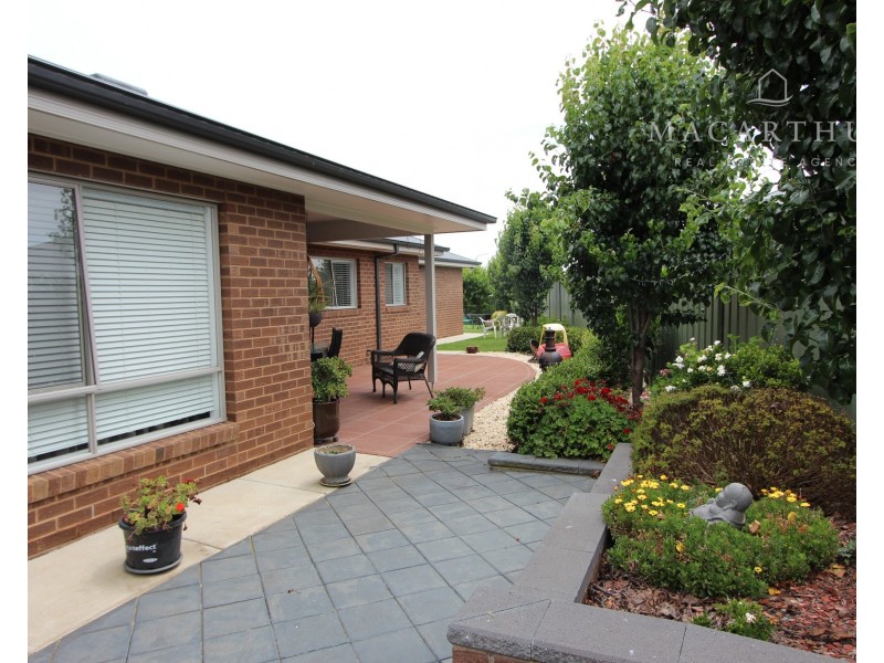39 Paperbark Drive, Forest Hill NSW 2651
