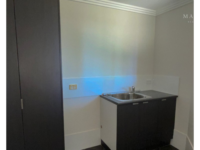1/31 Werribee Road, Bourkelands NSW 2650