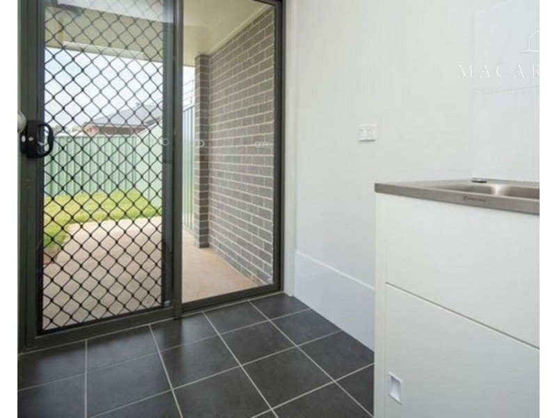 49 Paperbark Drive, Forest Hill NSW 2651