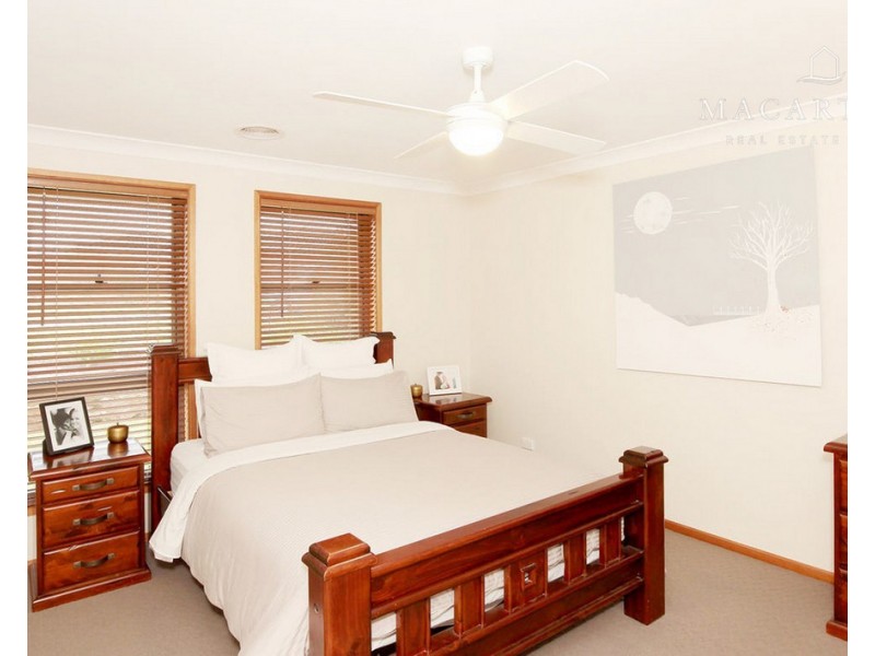 4 Alma Crescent, Estella NSW 2650