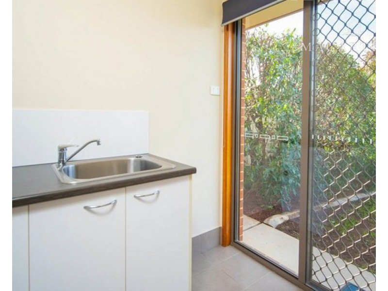 4 Alma Crescent, Estella NSW 2650
