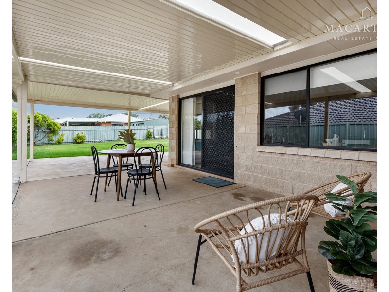 9 Teak Close, Forest Hill NSW 2651