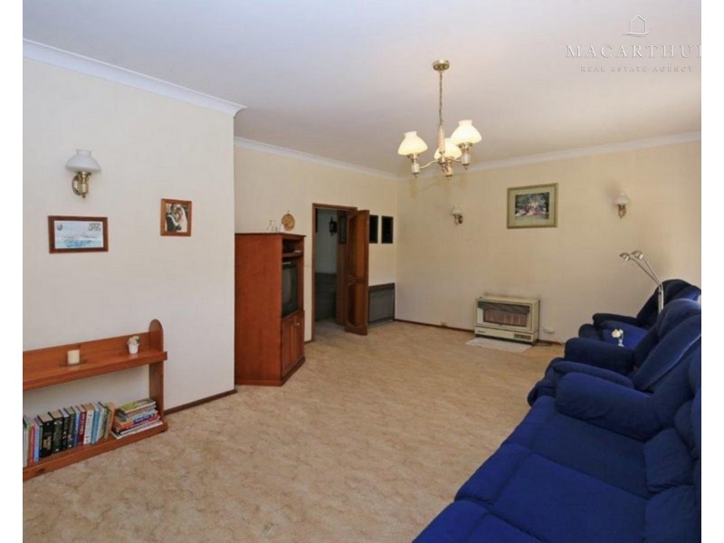 10 Freyberg Street, Ashmont NSW 2650