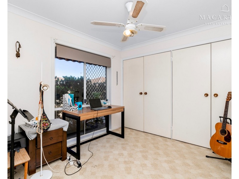 2/160 Fernleigh Road, Mount Austin NSW 2650