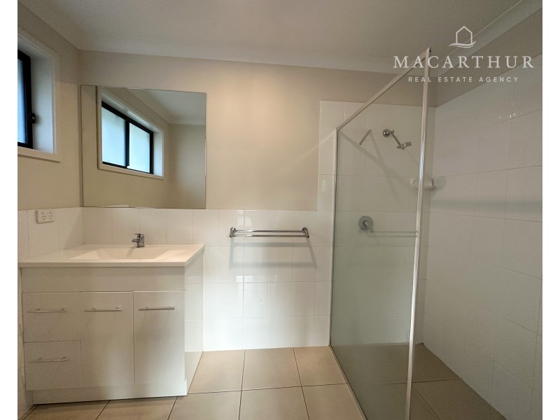 25 Sunvale Crescent, Estella NSW 2650