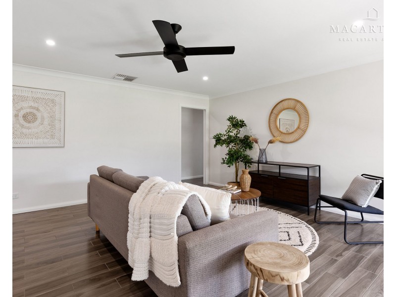 4 Nellywanna Street, Gobbagombalin NSW 2650