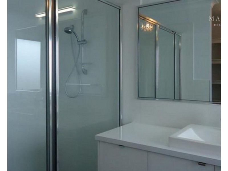 26 Brownlow Drive, Bourkelands NSW 2650