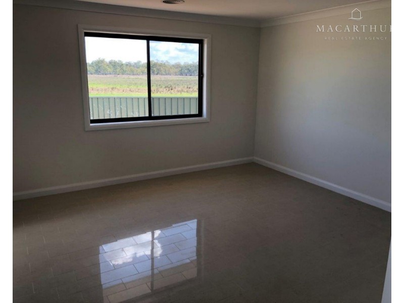 1/11 Gimlet Place, Forest Hill NSW 2651