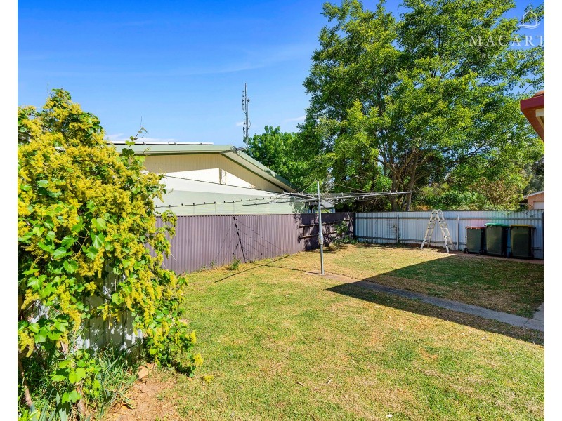 35 Doman Street, Estella NSW 2650