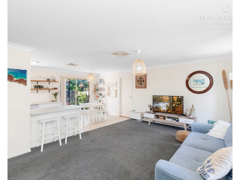 35 Doman Street, Estella NSW 2650