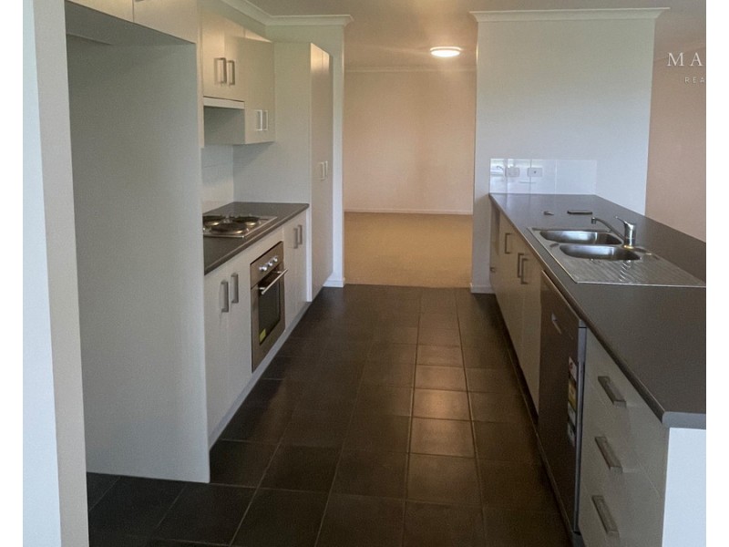 11 Hazelwood Drive, Forest Hill NSW 2651