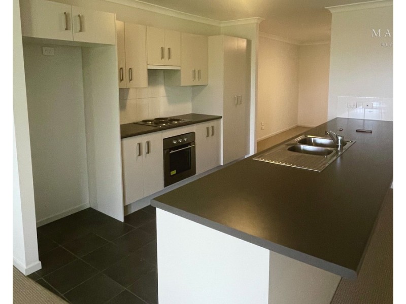 11 Hazelwood Drive, Forest Hill NSW 2651