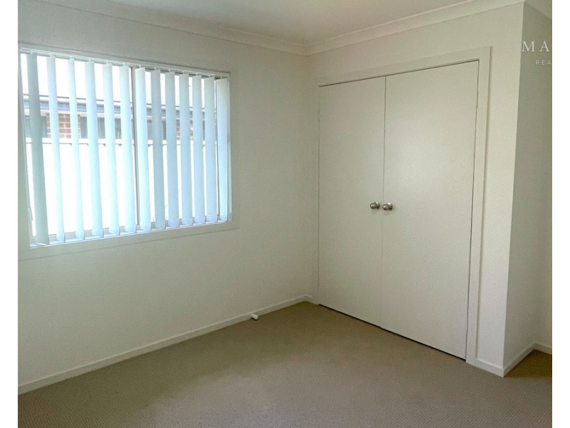 11 Hazelwood Drive, Forest Hill NSW 2651