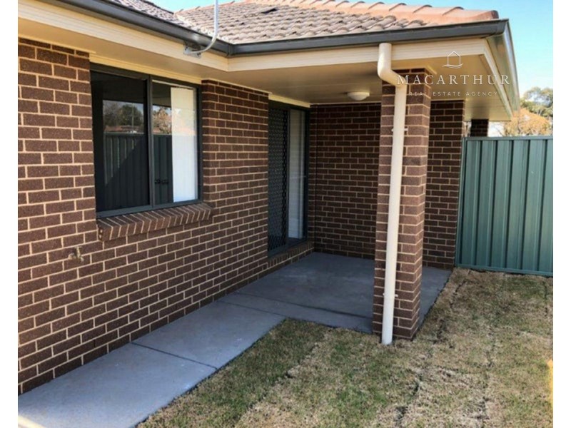 11 Hazelwood Drive, Forest Hill NSW 2651