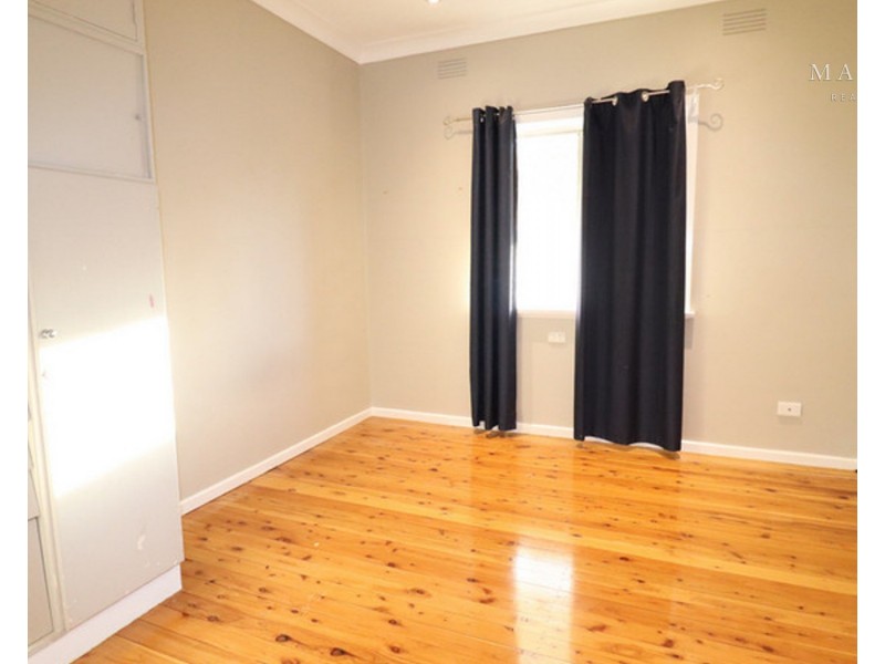 32 Walteela Avenue, Mount Austin NSW 2650
