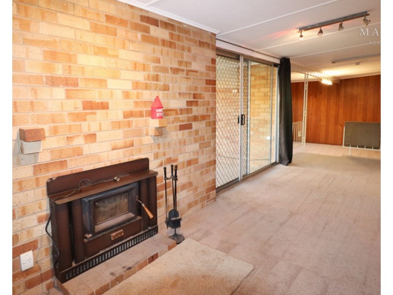 32 Walteela Avenue, Mount Austin NSW 2650